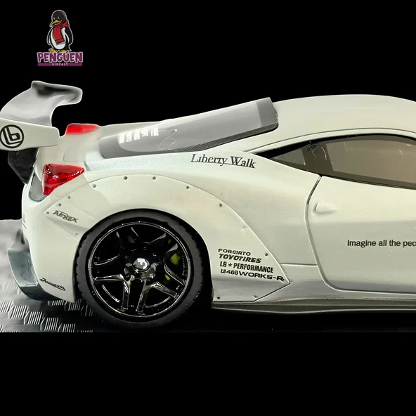 M. C. E. 1/64 Ferrari 458 Italia - Resim 5