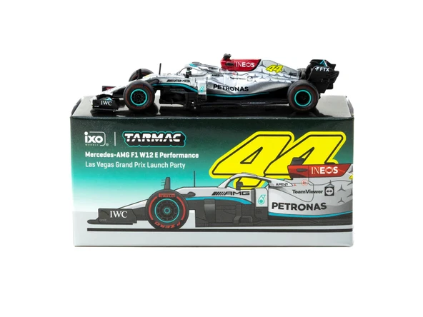 Tarmac Works X iXO Models 1/64 Mercedes-AMG F1 W12 E Performance Las Vegas Grand Prix Launch Party - GLOBAL64 ürün görseli 1