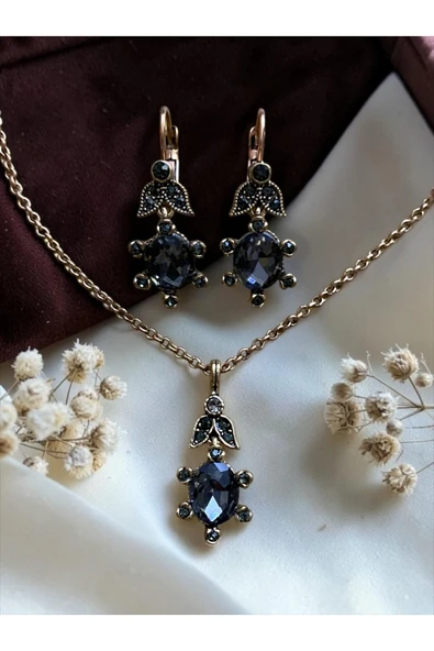 Oval Kristal Taşlı Kolye ve Küpe Seti ürün görseli 1