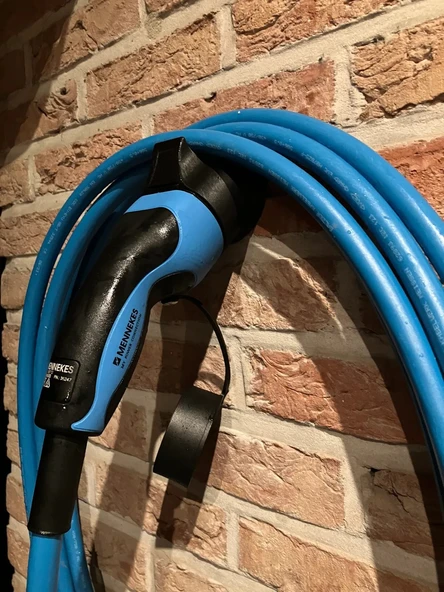 Elektrikli Araçlar İçin Type2 Sae J3068 Fiş ve Kablo Tutucu ürün görseli 1