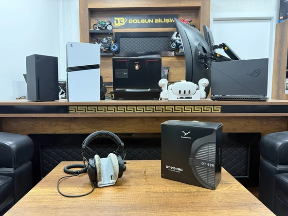 Beyerdynamic DT 990 PRO 250 OHM Siyah Renk Kulak Üstü Stüdyo Kulaklığı (İKİNCİ EL) ürün görseli 1