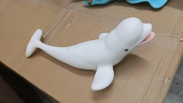 Plastik Oyuncak Büyük Boy Yunus Beyaz Balina Beluga 23 cm ürün görseli 1