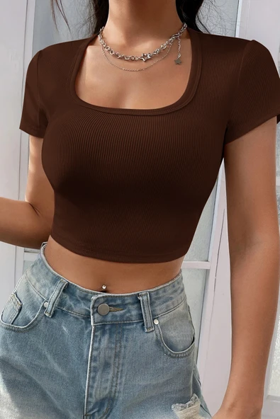 Kadın Kahverengi Yarım Kol Düz Yaka Crop Top Bluz ürün görseli 1