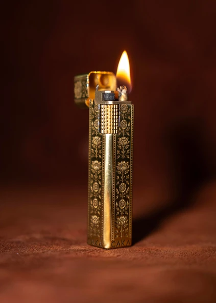 Caka Petra Serisi Benzinli Pirinç Çakmak - Petra Flora Gold ürün görseli 1