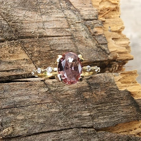 Gümüş Yüzük - 0.95 CT Zultanit Kadın 925 Ayar Gümüş Evlilik Teklifi Yüzüğü - Doğal Taşlı Gümüş Yüzük ürün görseli 1