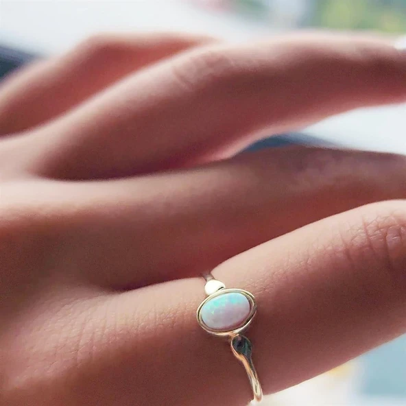 Opal Sıvama Taşlı Tek Taş Evlilik Teklifi Yüzüğü-0.90 Karat Kristal Opal 925 Ayar Gümüş Tek Taş Yüzük ürün görseli 1