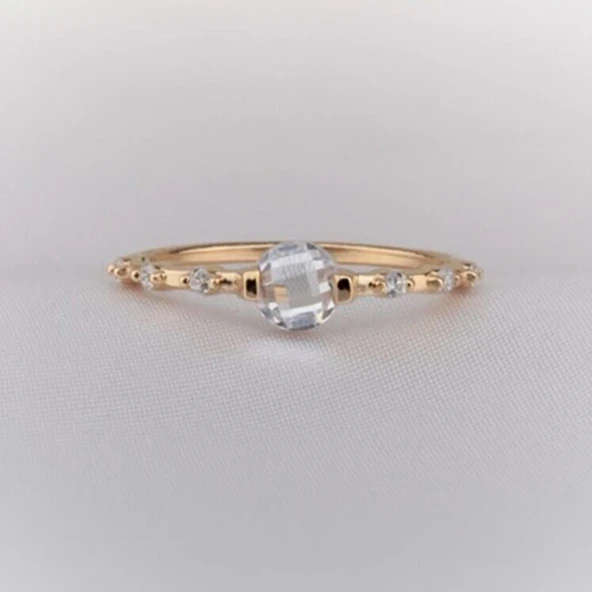 Minimal Altın Yüzük - 14 Ayar Altın Kristal Quartz Taşlı Minimal Kadın Yüzük - Eşe, Sevgiliye Yüzük ürün görseli 1