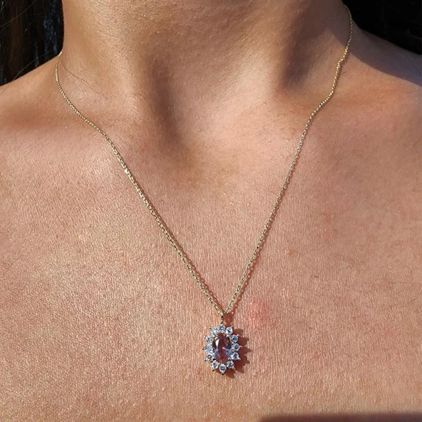 Gümüş Kolye - 0.95 CT Zultanit 0.25 CT Pırlanta(Signity)Taşlı Anturajlı Vintage 925 Ayar Gümüş Kolye ürün görseli 1
