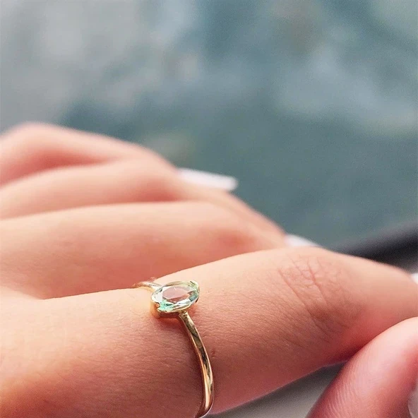 Gümüş Yüzük - 0.40 Karat Green Topaz Oval Taşlı 925 Ayar Gümüş Yüzük ürün görseli 1