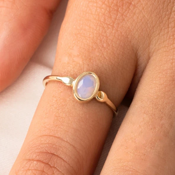 Gümüş Yüzük - Pembe Quarts Taşlı Tektaş Evlilik Teklifi Yüzüğü-0.90 Karat Opal 925 Ayar Gümüş Yüzük ürün görseli 1