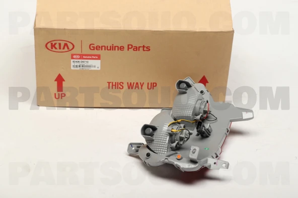 Kia Sportage (2018 Yılında Çıkan Kasa) Reflektör Arka Sağ (Oem No:92406D9710) ürün görseli 1