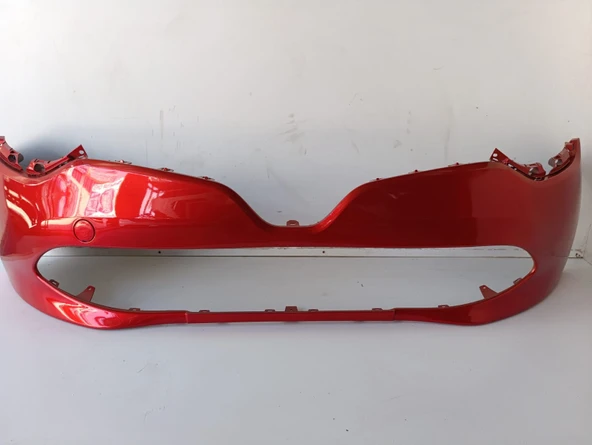 CLİO 4  ÖN TAMPON  ALEV KIRMIZI ürün görseli 1