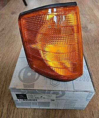 Sınyal Lambası Sag Sarı Mercedes W201 Bm 83-93 (Oem No: A2018260143) ürün görseli 1