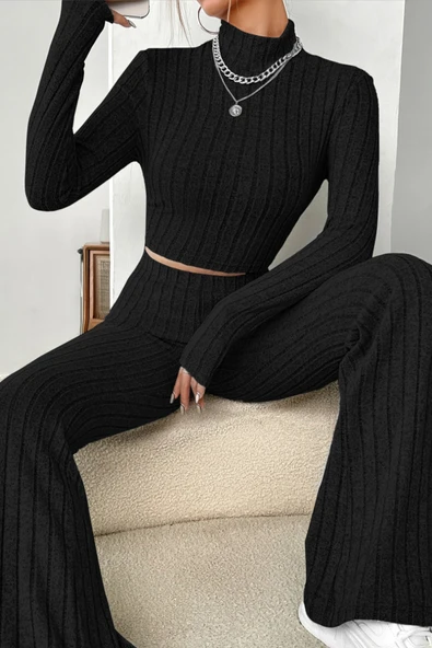 Kadın Siyah Boğazlı Crop Top ve Yüksek Bel Eşofman Takımı Spor Şık Kombin ürün görseli 1
