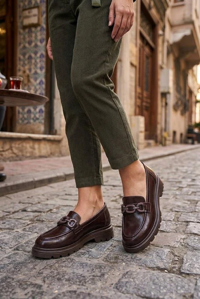 Fort Ventes 35836 Kahve Açma Toka Detaylı Rahat Loafer Kadın Ayakkabı ürün görseli 1