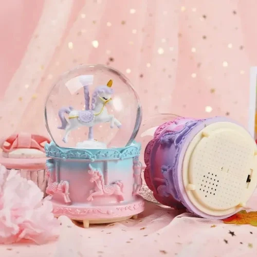 Orta Boy Işıklı Unicorn Kar Küresi ürün görseli 1