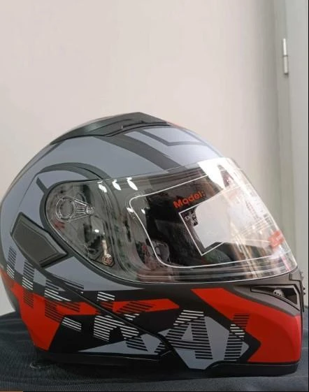 KC 902 Full Face Çene Açılır Güneş Vizörlü Motosiklet Kaskı L Beden Siyah Kırmızı Gri ürün görseli 1