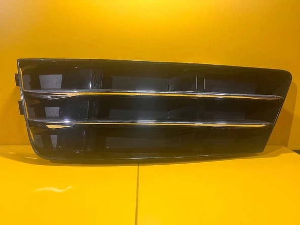 Audi A4 2016-2018 Sis Lamba Kapağı Deliksiz) Nikelajlı Sol (Oem No:8W0807681Rrn4) ürün görseli 1