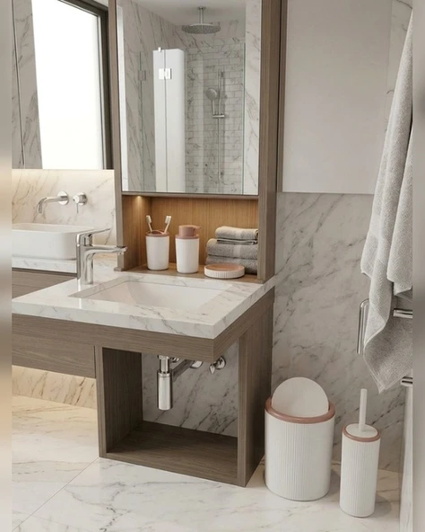Beyaz Çizgili 5 Parça Banyo Seti Çöp Kovası Klozet Fırçası Sıvı Sabunluk Diş Fırçalık Sabunluk ürün görseli 1