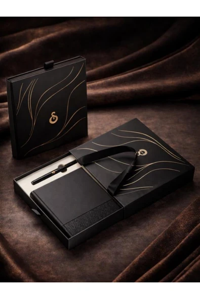 Galatasaray Premium A5 Defter & Roller Kalem Seti (96 Yaprak Çizgili) – Özel Kutulu ürün görseli 1