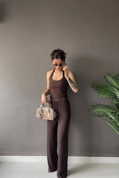 1010 Kadın Bürümcük Dokulu Halter Yaka Crop Atlet Bol Paça Pantolon Takım Kahverengi ürün görseli 1
