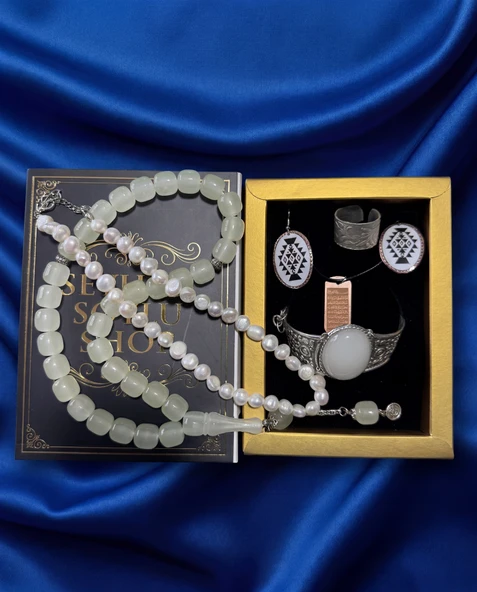 Seyhan Soylu Shop - Luxury Seri Kitap Kutulu Kadın Takı Seti Ve Tesbih Kombin - Kolye Küpe Yüzük Bileklik Ekstra Boncuk Bileklik 6 Parça Hediyelik - Doğum Günü Yıl Dönümü ürün görseli 1