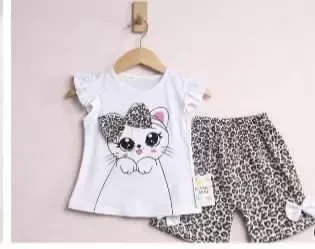 9/24 Ay Leopar Kedi Baskılı Bebek Takımı ürün görseli 1