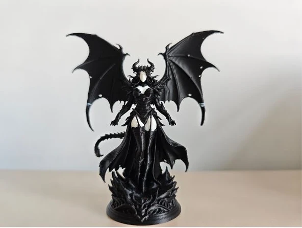 3D Baskı Karanlık Melek Figürü – Gotik Şeytan Kanatlı Fantastik Koleksiyon Biblosu ürün görseli 1