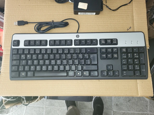 2EL ORJİNAL HP USB KLAVYE KARGO DAHİL 280 TL TR Q KLAVYE ürün görseli 1