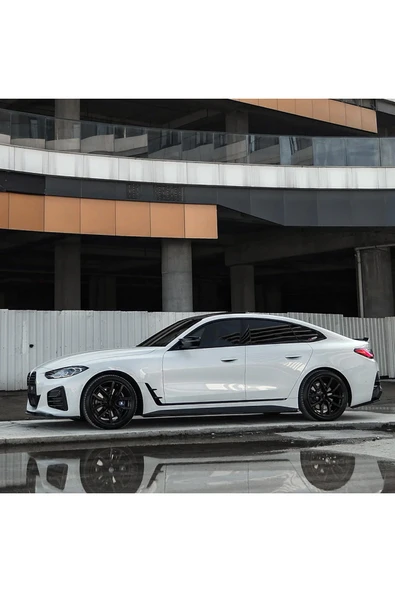 ROAL TUNİNGBMW 4 Serisi G26 Grand Coupe M-Pack / M440i / i4 2020+ modelleriyle uyumlu marşipyel seti ürün görseli 1