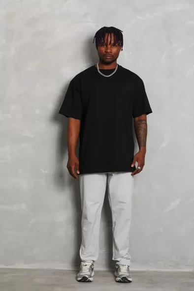 Unisex Oversize Düz Bisiklet Yaka T-Shirt - Siyah ürün görseli 1