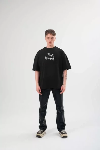 Unisex Bisiklet Yaka Baskılı Oversize T-Shirt - Siyah ürün görseli 1