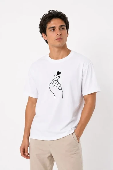 Erkek Kore Parmak Kalp Aşk Temalı Minimal Baskılı Tişört Yazlık Kısa Kol T-Shirt - Beyaz ürün görseli 1