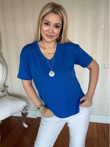 Kadın Kısa Kollu V Yaka Bluz ürün görseli 1