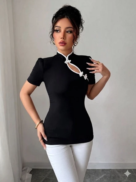 Kadın Beyaz şerit Detaylı Dar Kesim Dik Yaka Bluz ürün görseli 1