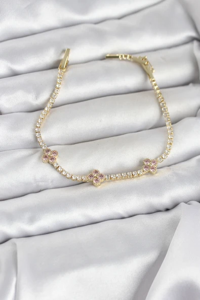 Pembe Yonca Detaylı Zirkon Taşlı Gold Renk Pirinç Su Yolu Kadın Bileklik ürün görseli 1
