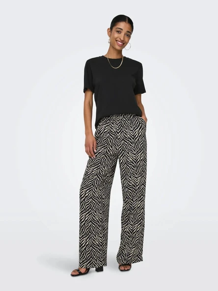 Only Monja Regular Fit Kadın Tişört 15320892 - Resim 4