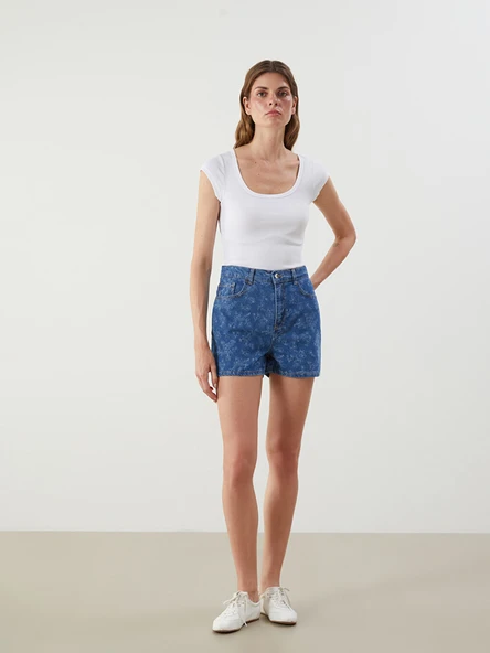LCW Jeans İndigo Standart Fit Çiçekli Kadın Jean Şort ürün görseli 1