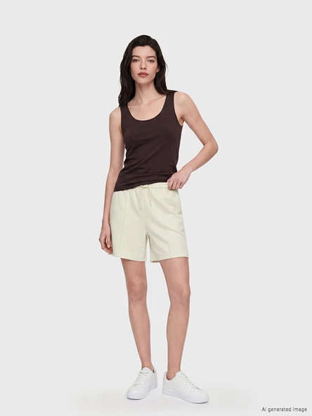 LCW Comfort Bej Beli Lastikli Soft Touch Kadın Şort ürün görseli 1