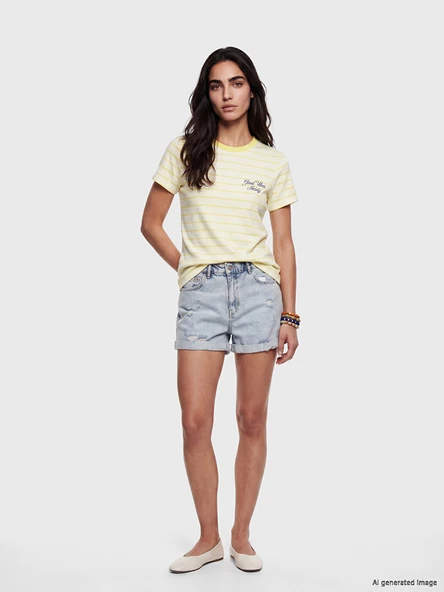LCW Jeans İndigo Yırtık Detaylı Kadın Jean Şort ürün görseli 1