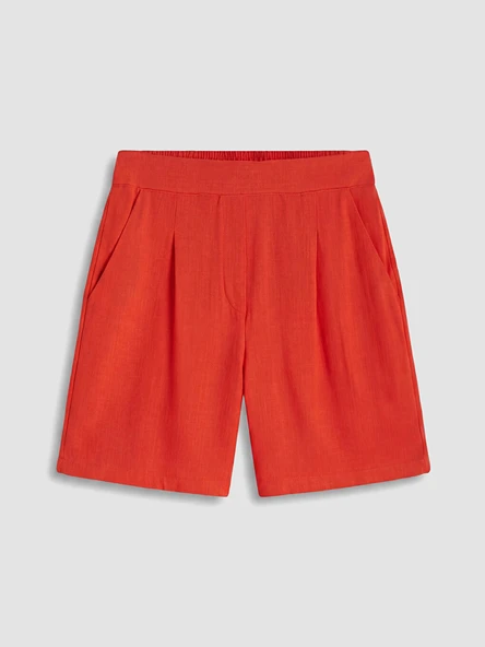 LCWAIKIKI Classic Kırmızı Yüksek Bel Bermuda Fit Kadın Şort ürün görseli 1
