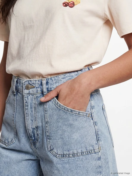 LCW Jeans İndigo Regular Fit Kadın Jean Şort - Resim 3