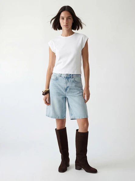 LCW Jeans İndigo Yüksek Bel Bermuda Fit Kadın Jean Şortolon ürün görseli 1