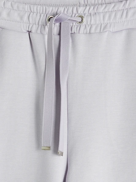 LCWAIKIKI Basic Lila Beli Lastikli Soft Touch Kadın Şort - Resim 7