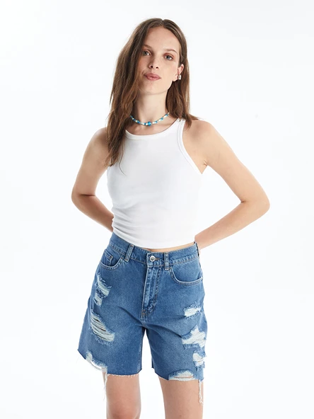 LCW Jeans İndigo Bermuda Fit Yırtık Detaylı Kadın Jean Şort ürün görseli 1