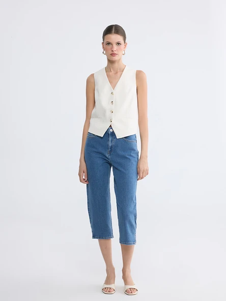 LCWAIKIKI Classic İndigo Yüksek Bel Slim Fit Kadın Jean Kapri ürün görseli 1