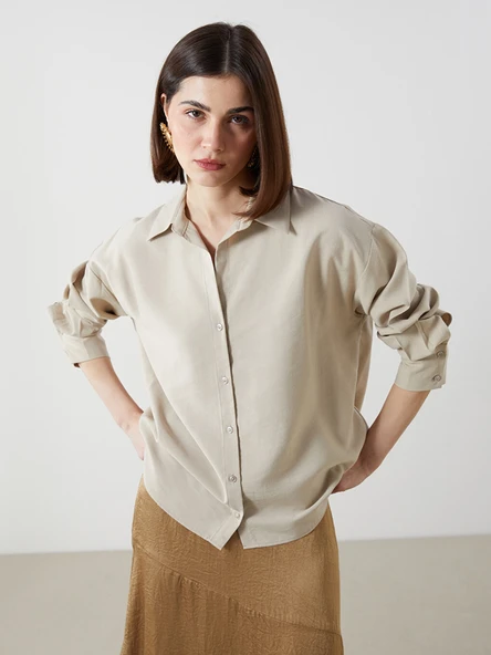 LCW Vision Bej Oversize Saten Kadın Gömlek ürün görseli 1