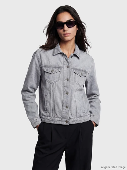 LCW Vision Gri Gömlek Yaka Oversize Kadın Jean Ceket ürün görseli 1