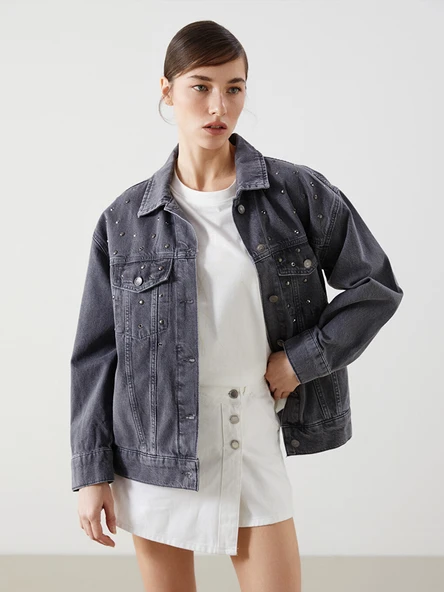 LCW Vision Gri Gömlek Yaka Taşlı Oversize Kadın Jean Ceket ürün görseli 1