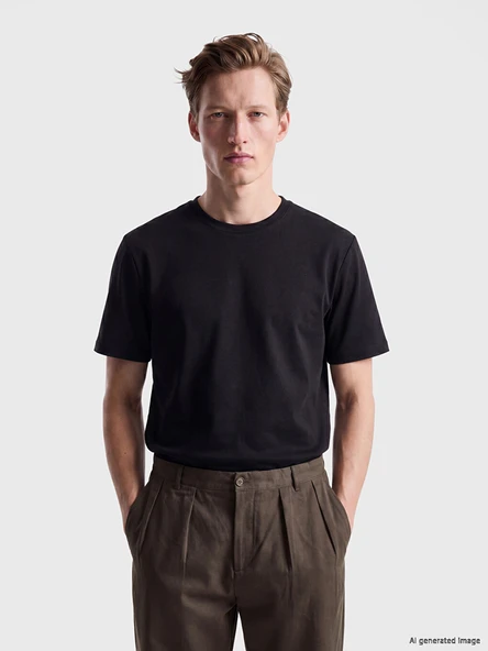 LCWAIKIKI Classic Siyah Loose Fit Basic Dry Touch Tişört ürün görseli 1